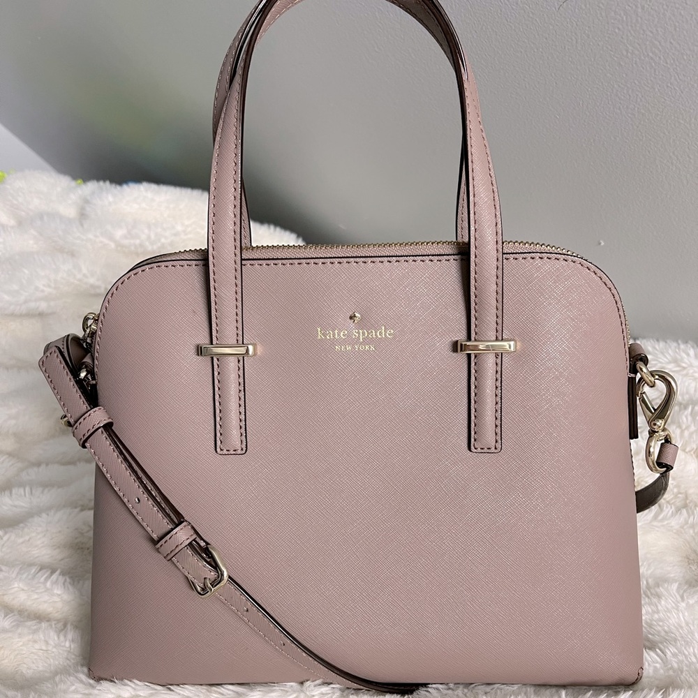 Kate Spade medium satchel.  Beautiful mauve color!  Great for any season!